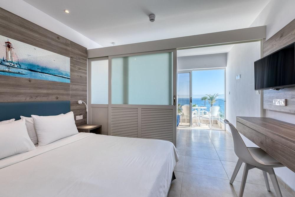 Atlantica Sungarden Beach Ayia Napa Esterno foto